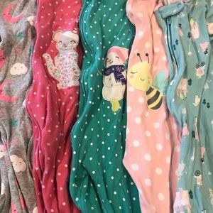 Lot of Carters 3T girls zipper pajamas - Set of 5